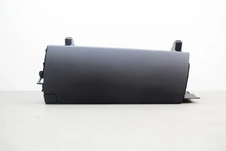 Toyota Prius (XW30) (2009 - 2015) 5551147040 Вещевой ящик — фото 5