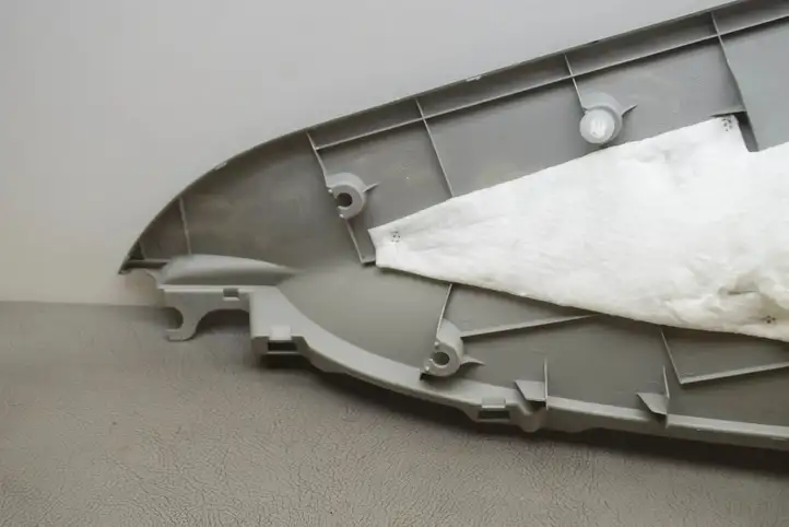 Toyota Prius (XW30) (2009 - 2015) 6247047110 Верхняя обшивка стойки B — фото 10