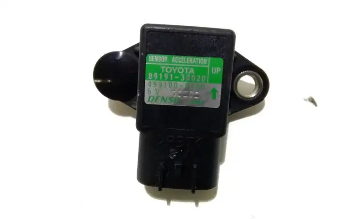 Toyota Land Cruiser (J120) (2002 - 2009) 8919130020 Датчик ускорения — фото 1