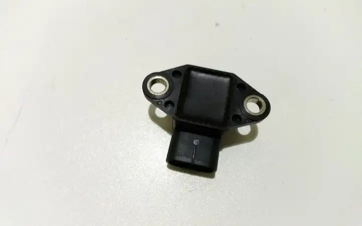 Toyota Land Cruiser (J120) (2002 - 2009) 8919130020 Датчик ускорения — фото 2