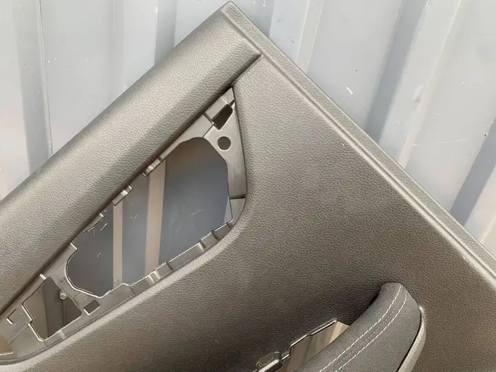Nissan Qashqai (2017 - 2020) 829234EA1A Обшивка задней двери — фото 2