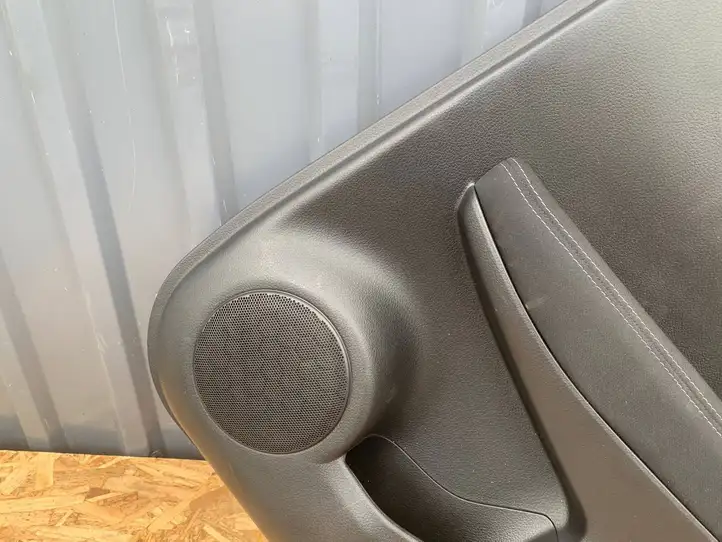 Nissan Qashqai (2017 - 2020) 829224EA1A Обшивка задней двери — фото 2