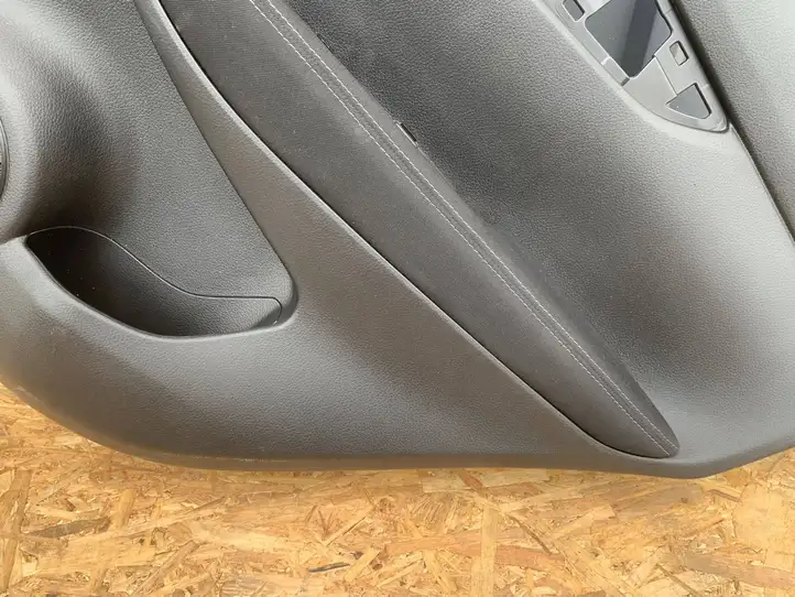 Nissan Qashqai (2017 - 2020) 829224EA1A Обшивка задней двери — фото 3
