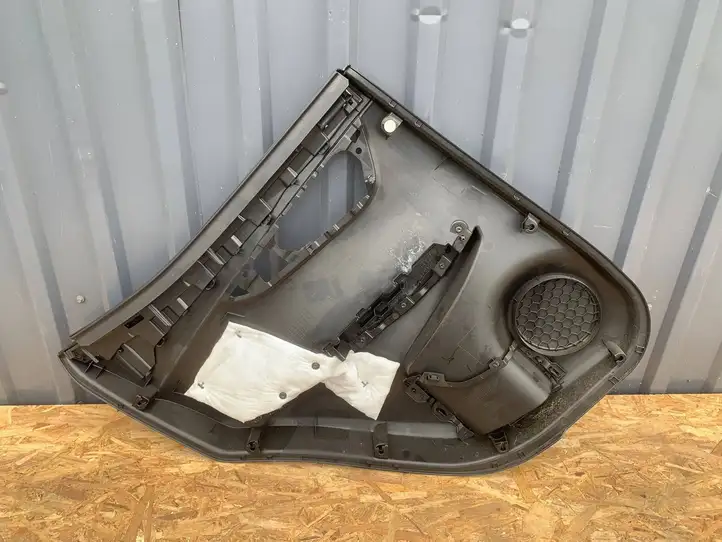 Nissan Qashqai (2017 - 2020) 829224EA1A Обшивка задней двери — фото 5