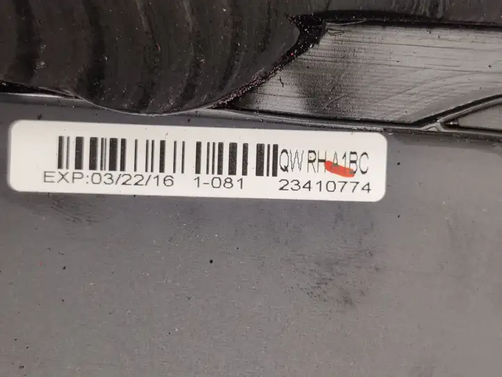 Chevrolet Camaro (2015 - 2018) 23410774 Заднее боковое стекло — фото 9