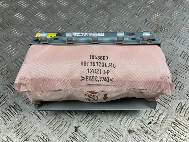 Subaru Outback (2009 - 2014) Подушка безопасности пассажира — фото 4