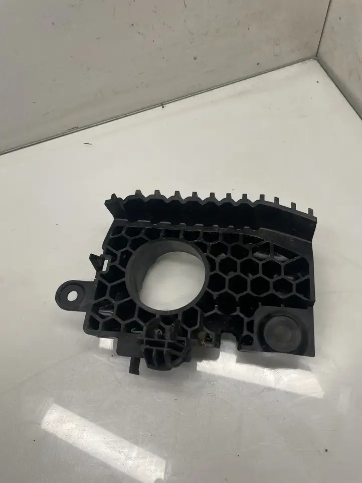 BMW X4M F98 (2019 - )  8099946 Другая часть кузова