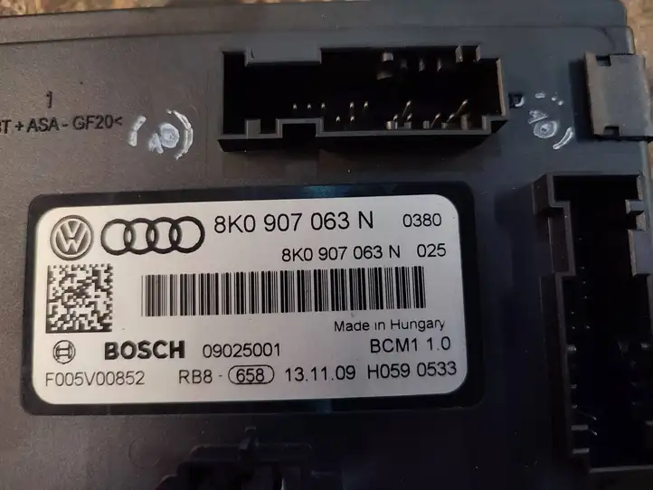 Audi Q5 SQ5 (2008 - 2012) 8K0907063N Модуль комфорта — фото 4