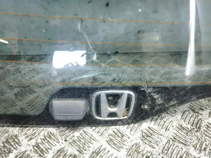 Honda CR-V (2001 - 2004) Открывающееся стекло крышки багажника — фото 9