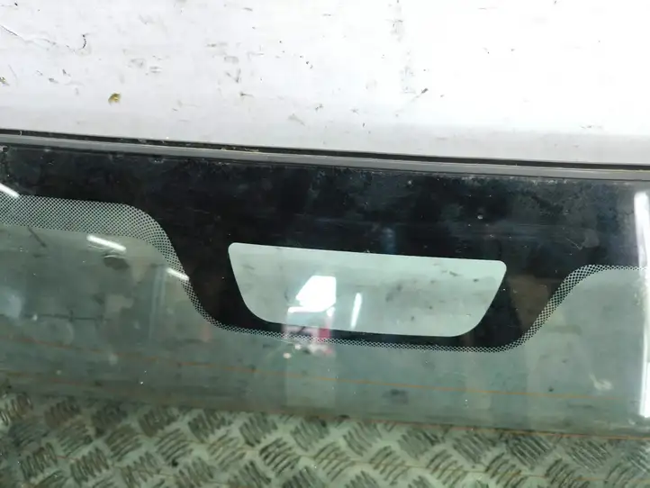 Honda CR-V (2001 - 2004) Открывающееся стекло крышки багажника — фото 13