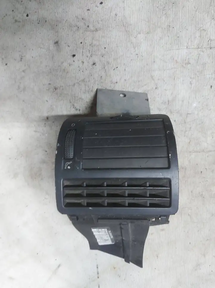 Volkswagen Sharan (2003 - 2010) 7m3819703 Боковой воздушный дефлектор — фото 1