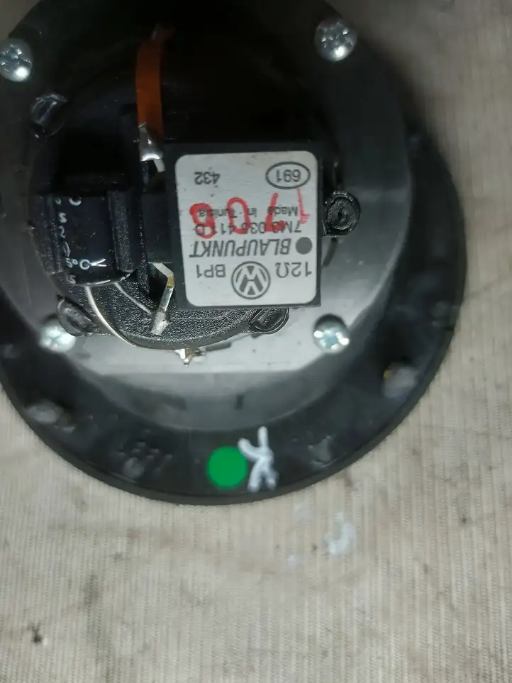 Volkswagen Sharan (2003 - 2010)  7M3035411D Громкоговоритель (громкоговорители) в заднем подоконнике