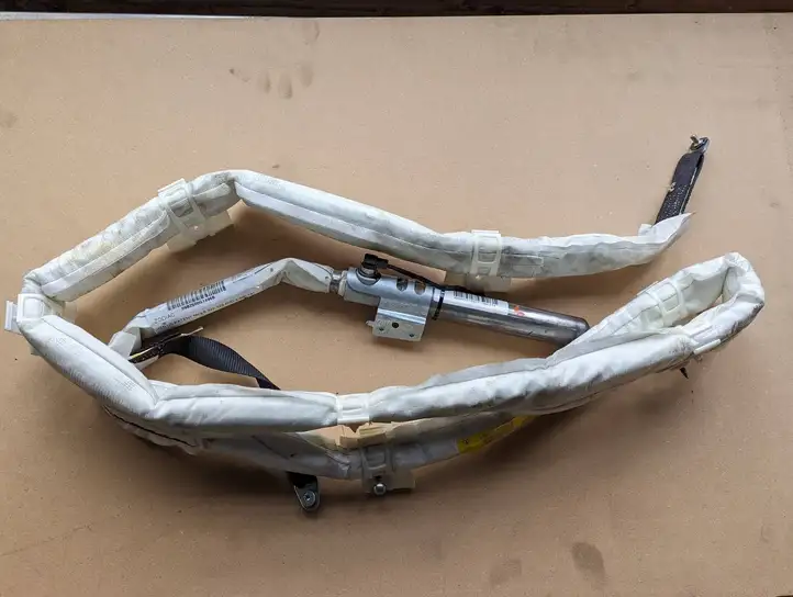 BMW 5 E60 E61 (2004 - 2010)  849147337039 Боковая подушка безопастности( (крыша)