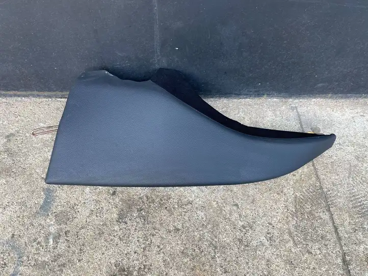 Mercedes-Benz C W204 (2007 - 2014)   Заднее сиденье