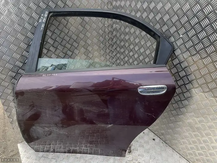 Alfa Romeo 166 (1998 - 2003)   Задняя дверь