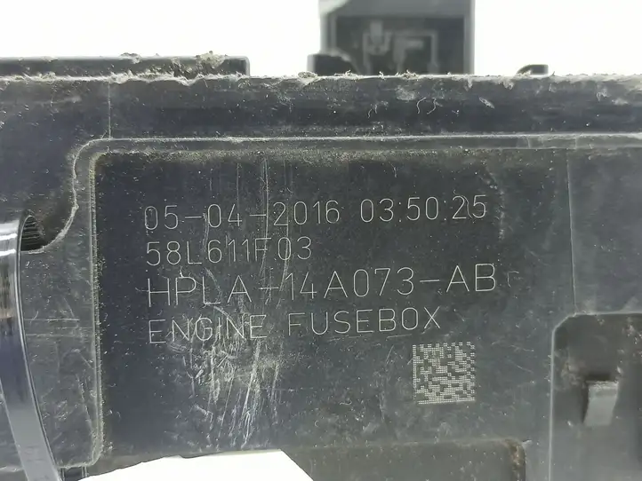 Land Rover Range Rover Sport L494 (2013 - 2017) HPLA14A073AB Блок предохранителей — фото 2