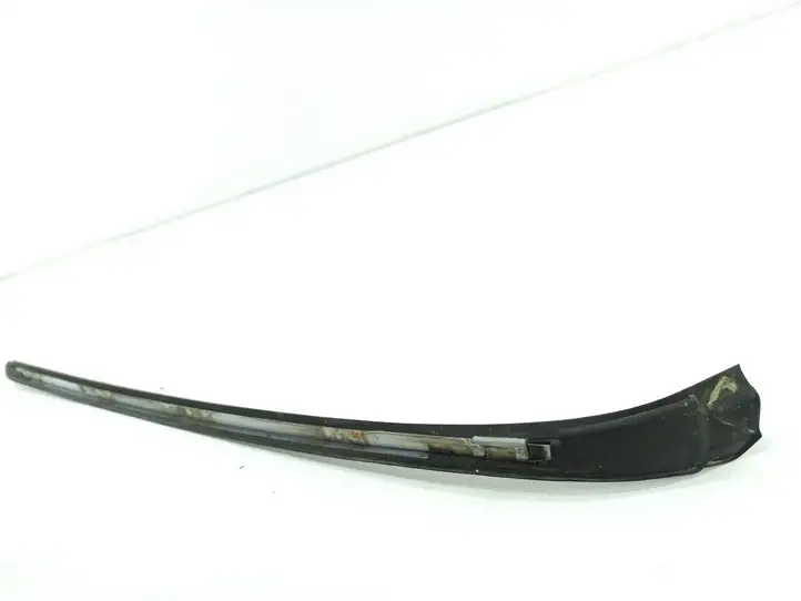 BMW 3 E90 E91 (2005 - 2012) 7179263 Накладка стоек лобового стекла — фото 3