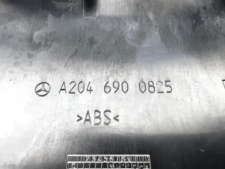 Mercedes-Benz C W204 (2007 - 2014) A2046900825 Отделка порога багажника — фото 9