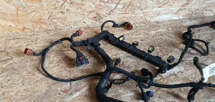 Opel Corsa D (2010 - 2014)  13362771 Проводка двигателя