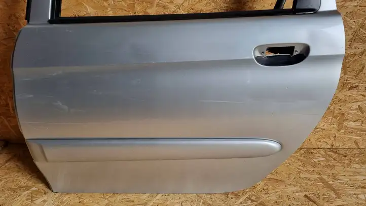 Citroen Xsara Picasso (1999 - 2012) Задняя дверь — фото 3