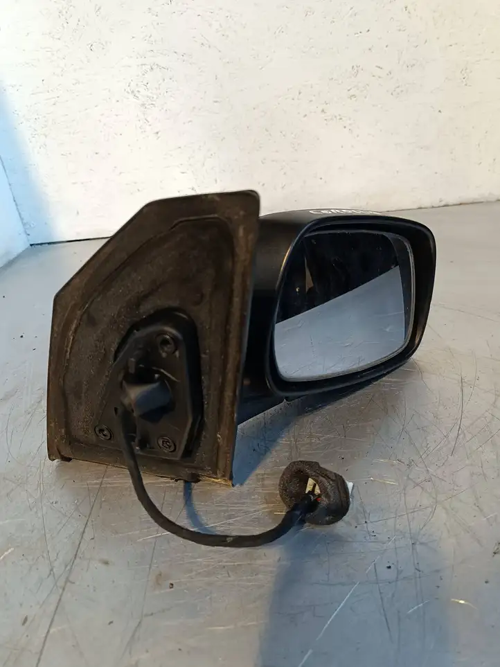 Toyota Corolla E120 E130 (2000 - 2004) Боковое зеркало с электроприводом — фото 2