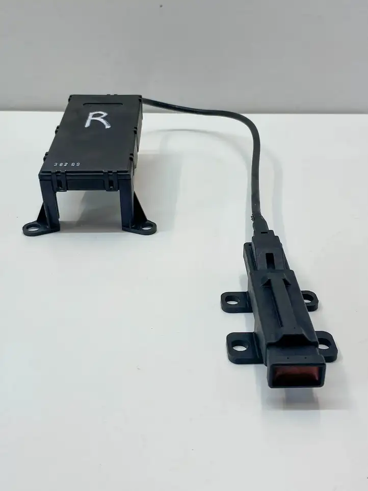 Mercedes-Benz SL R230 (2001 - 2012) 2308200075 Антенна системы Keyless — фото 3