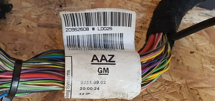 Opel Zafira B (2008 - 2014) 20962608 Прочая электропроводка — фото 8