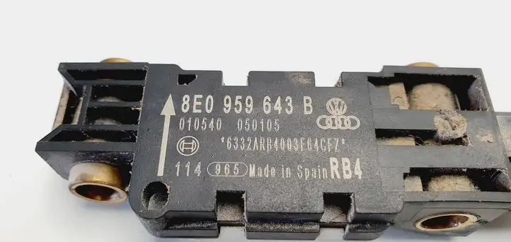 Audi A4 S4 B7 8E 8H (2004 - 2009) 8E0959643B Датчик удара SRS — фото 4
