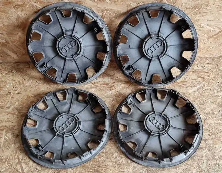Audi A4 (2004 - 2009)  4B0601147D Колпак (колпаки колес) R 16