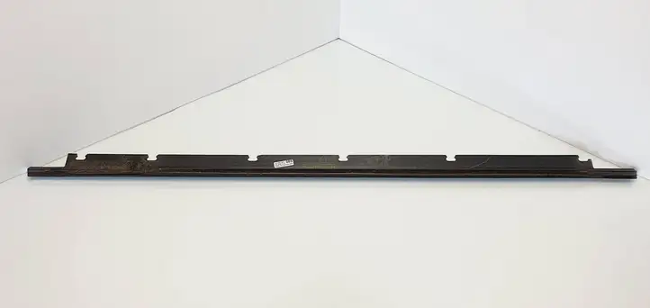 Audi A4 S4 B7 8E 8H (2004 - 2009) 8E0853764B Накладка стекла задней двери — фото 3