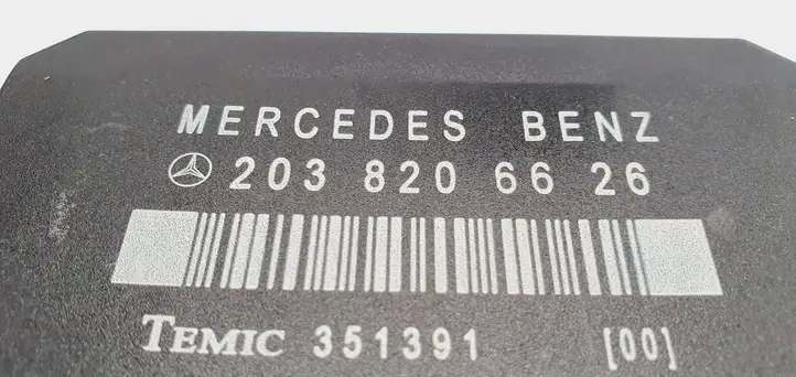 Mercedes-Benz C W203 (2000 - 2007) 2038206626 Блок управления дверью — фото 4