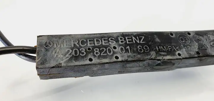 Mercedes-Benz C W203 (2000 - 2007) A2038200189 Усилитель антенны — фото 4