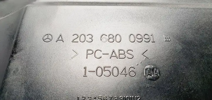 Mercedes-Benz C W203 (2000 - 2007) A2036800991 Вещевой ящик — фото 7