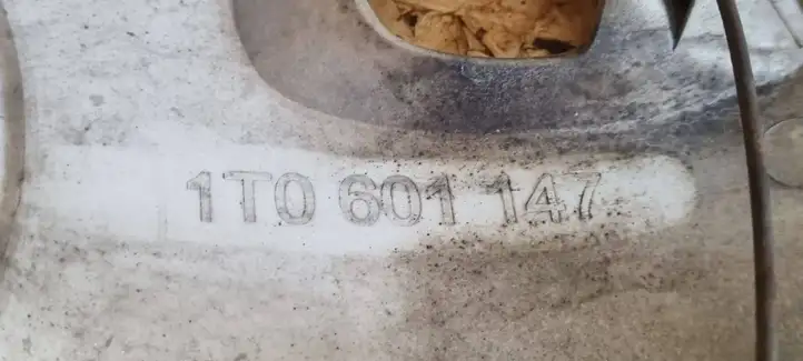 Volkswagen PASSAT B5.5 (2001 - 2005)  1T0601147 Колпак (колпаки колес) R 15