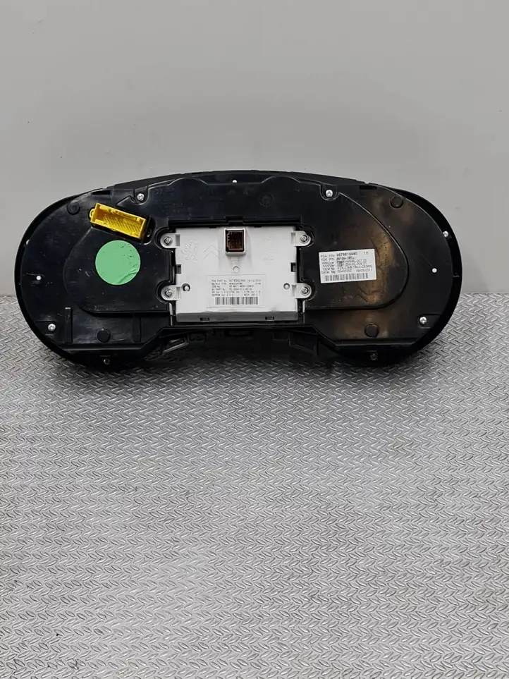 Peugeot 5008 (2009 - 2013)  9676616980 Спидометр (приборный щиток)