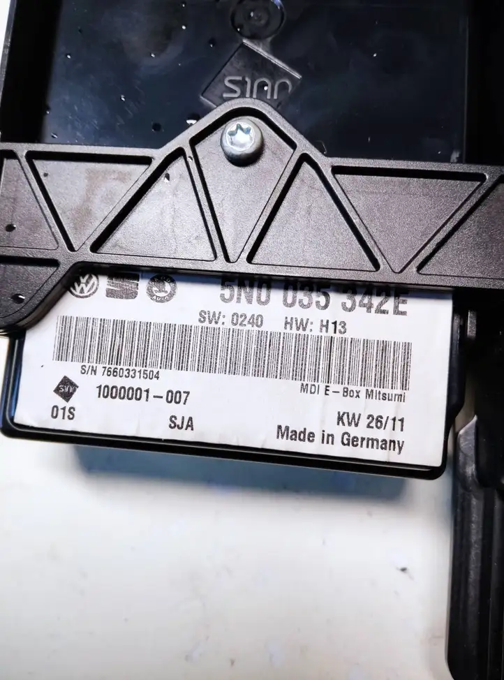 Volkswagen PASSAT B7 (2011 - 2014)  5N0035342E Мультимедийный контроллер