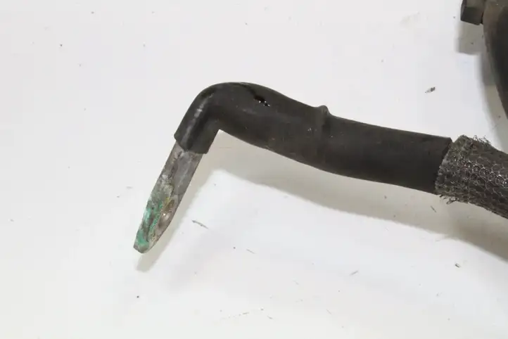 Volkswagen Touareg I (2002 - 2010) Минусовой провод аккумулятора — фото 2