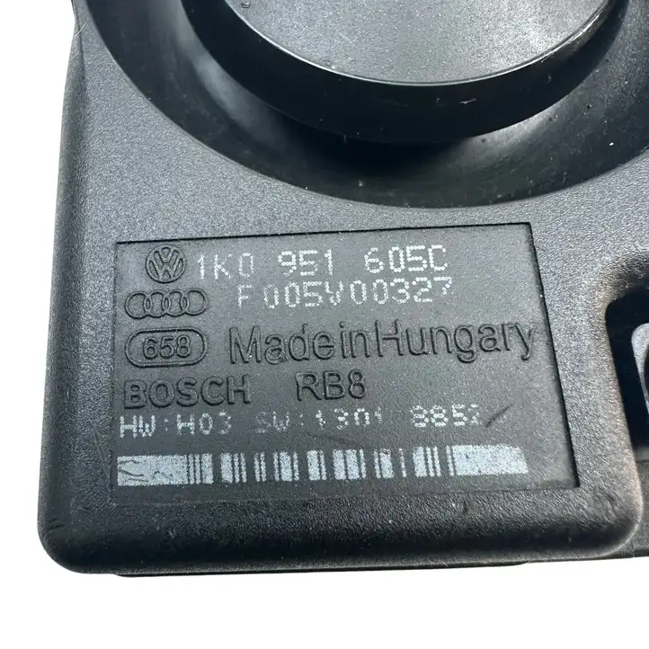 Audi A5 8T 8F (2007 - 2011) 1K0951605C Сирена сигнализации — фото 6