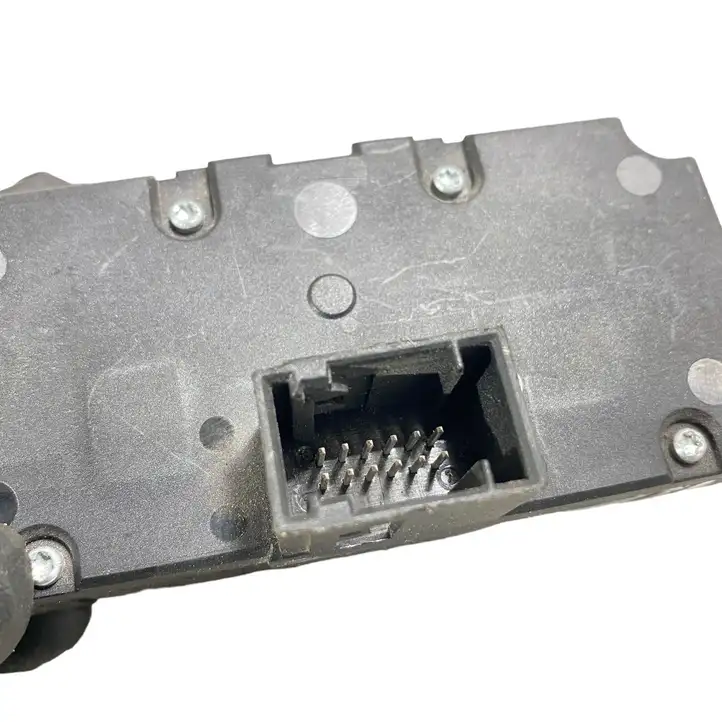 BMW 5 E60 E61 (2004 - 2010) 6988554 Включатель фонарей — фото 6