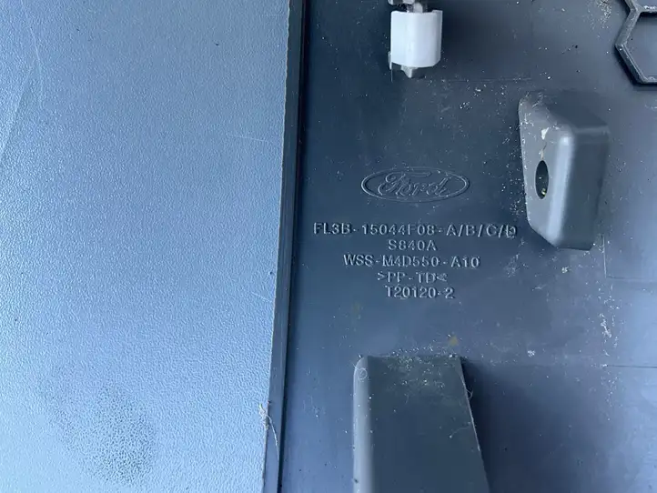 Ford F150 (2018 - 2020) FL3B15044F08A Нижняя отделка панели приборов — фото 3