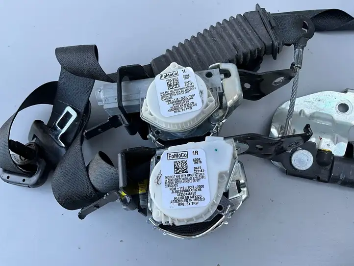 Ford F150 (2018 - 2020) jl3bc699d Комплект ремней безопасности — фото 4