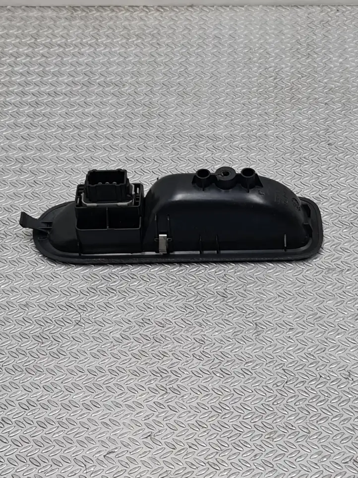 Renault Twingo II (2007 - 2014) 8200356517B Кнопка стеклоподъемников — фото 2