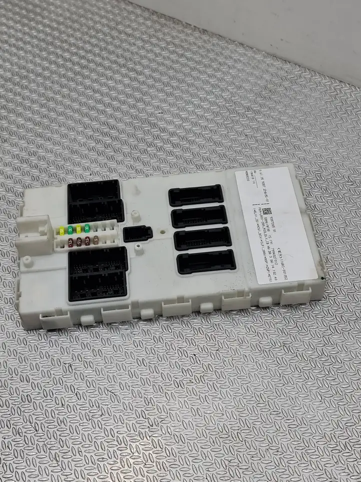 BMW 7 G11 G12 (2015 - 2022)  938726501 Другие блоки управления / модули