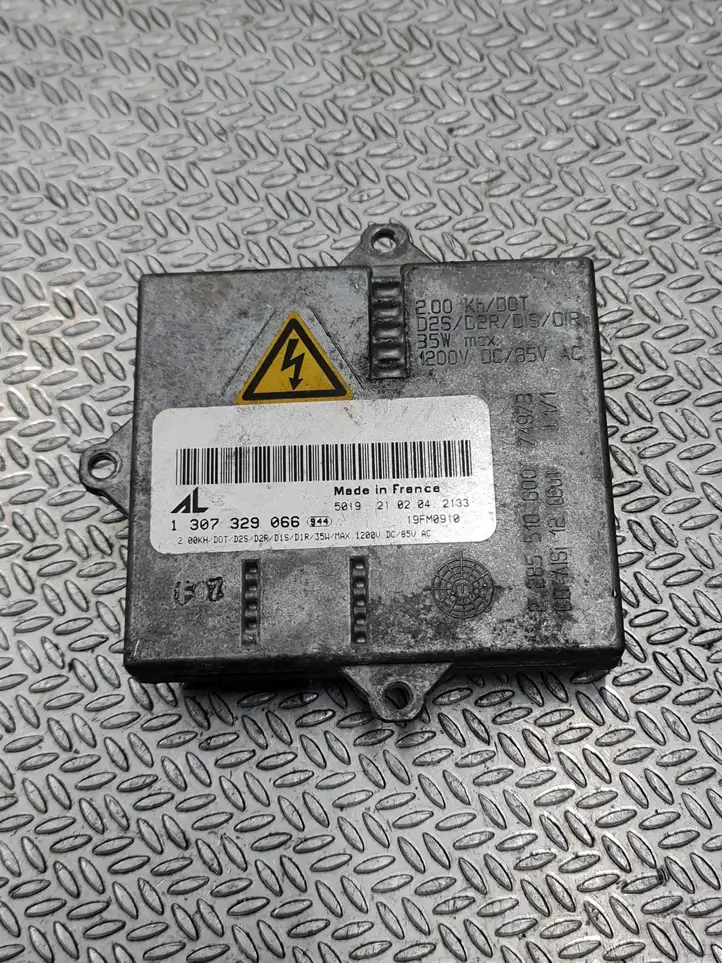 Audi A3/S3 8P (2004 - 2008) 1307329066 Блок розжига ксенона — фото 1