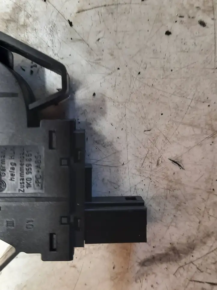 Volkswagen Touran I (2003 - 2010) 1K0959851 Блок кнопок стеклоподъемников — фото 3