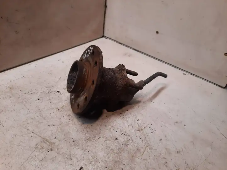 Opel Astra (2004 - 2009)   Ступица