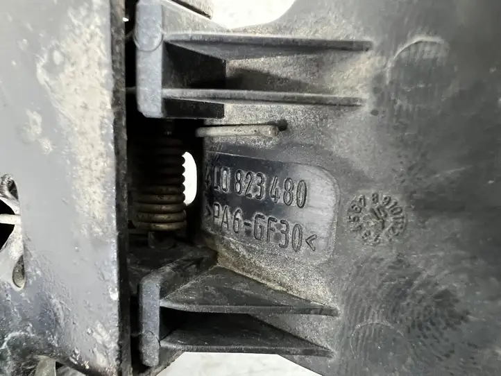 Audi Q7 4L (2005 - 2009) 4L0823480 Кронштейн замка капота — фото 2