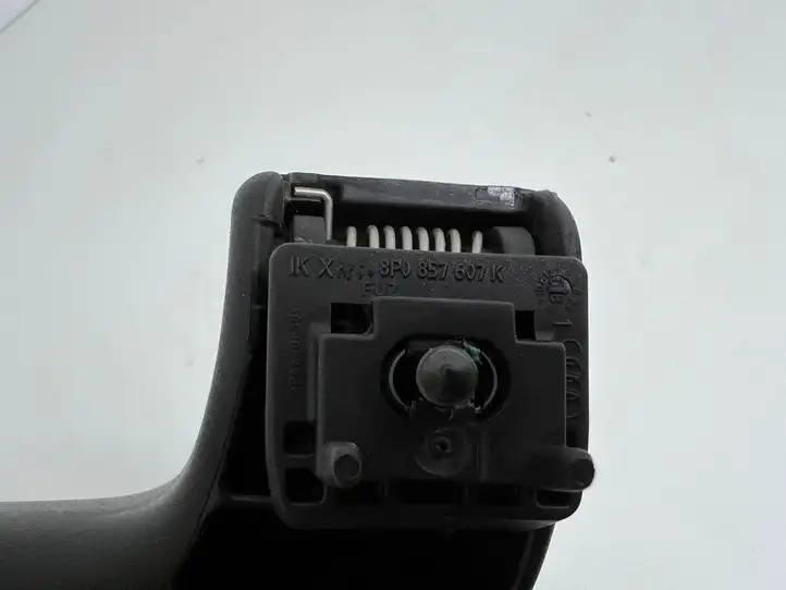 Audi Q7 (2005 - 2009)  8P0857607K Передняя ручка