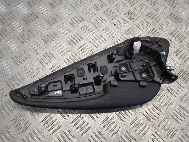 Nissan Qashqai (2013 - 2017) 969RJ4EH0A Другая деталь консоли (туннеля) — фото 4