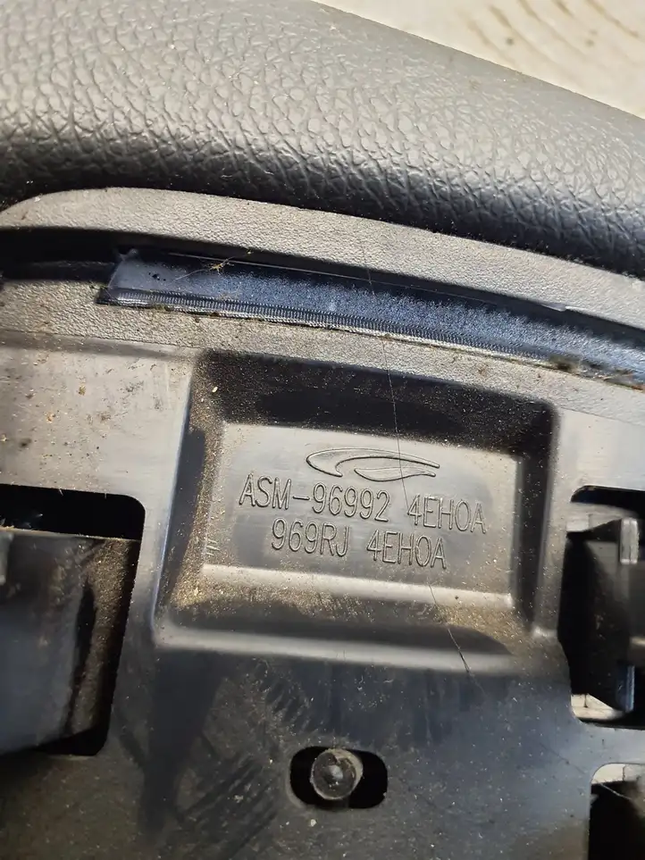 Nissan Qashqai (2013 - 2017) 969RJ4EH0A Другая деталь консоли (туннеля) — фото 5